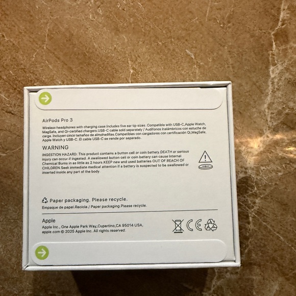 AirPod Pro 3rd Generation - Picture 4 of 10